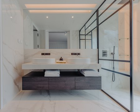 Savoy Residence | Insular