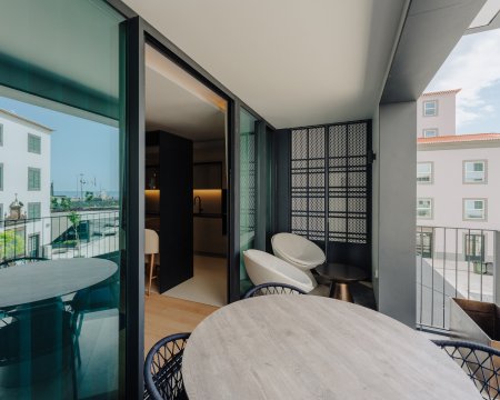 Savoy Residence | Insular