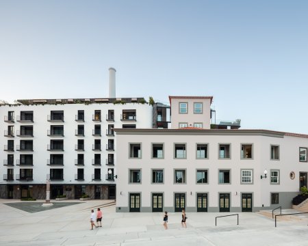 Savoy Residence | Insular